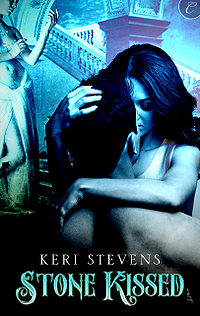 Stone Kissed eBook Cover, written by Keri Stevens
